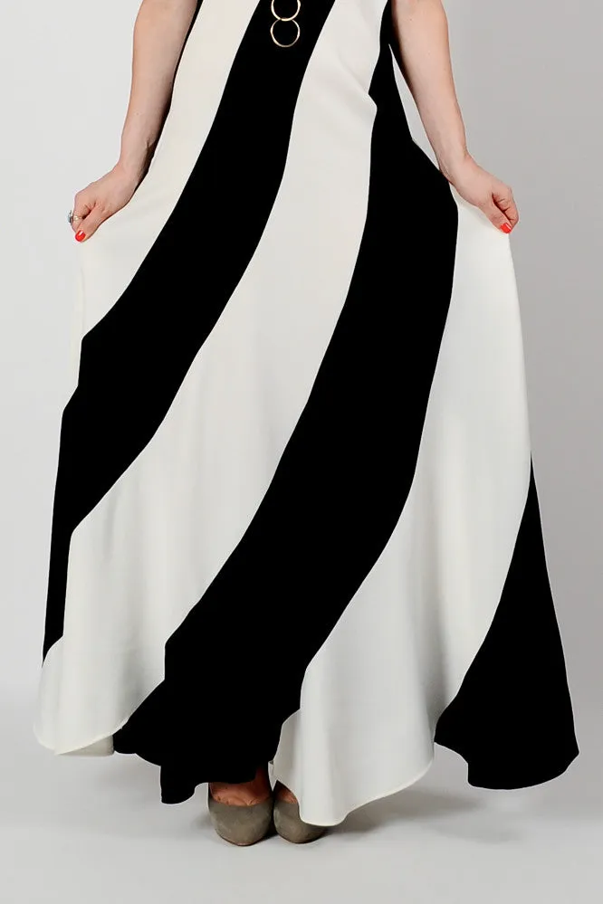 Black & White Swirl Maxi Dress