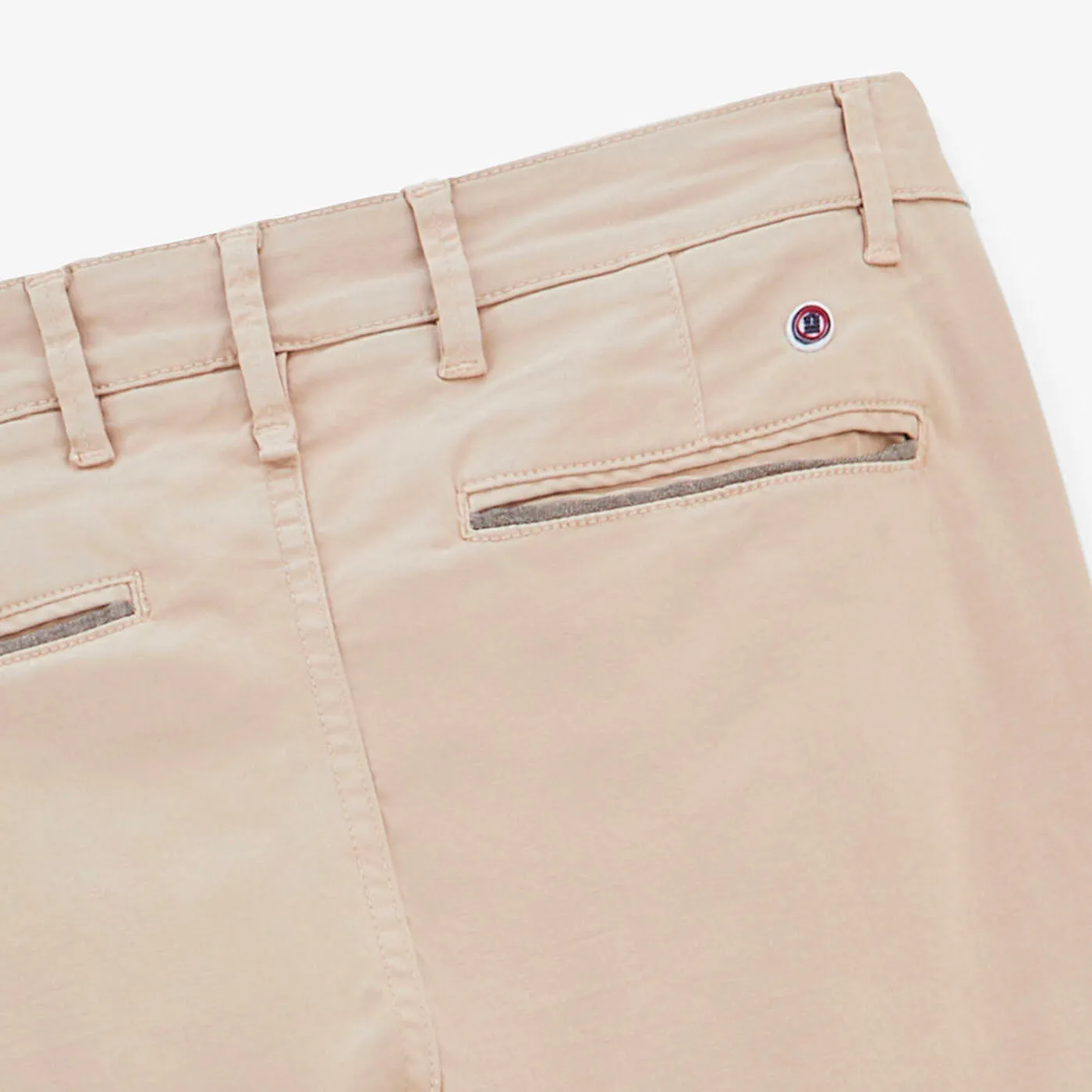 Chino 702 coupe confort mastic