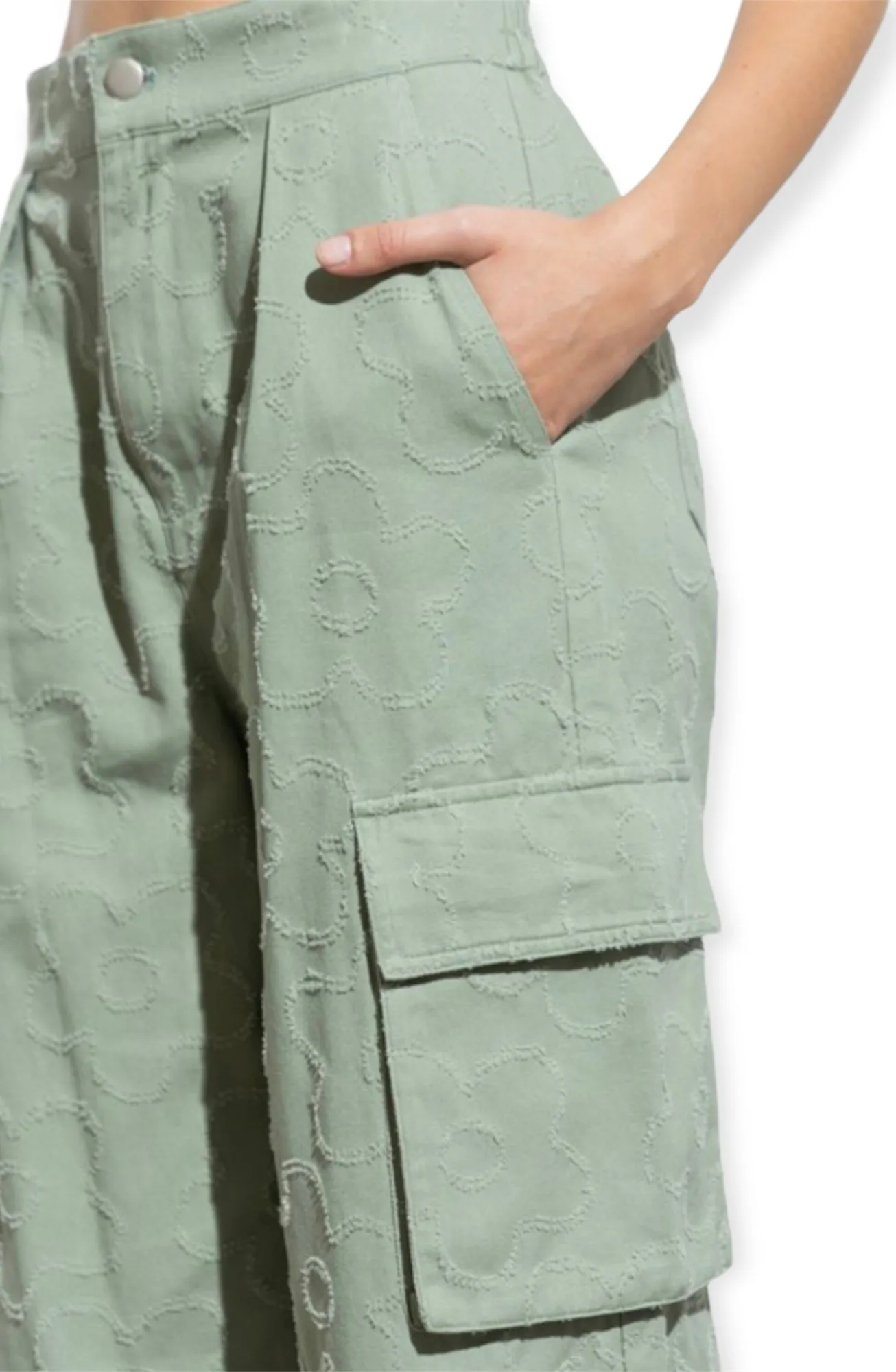 Daisy Embroidered Cargo Pants- Olive