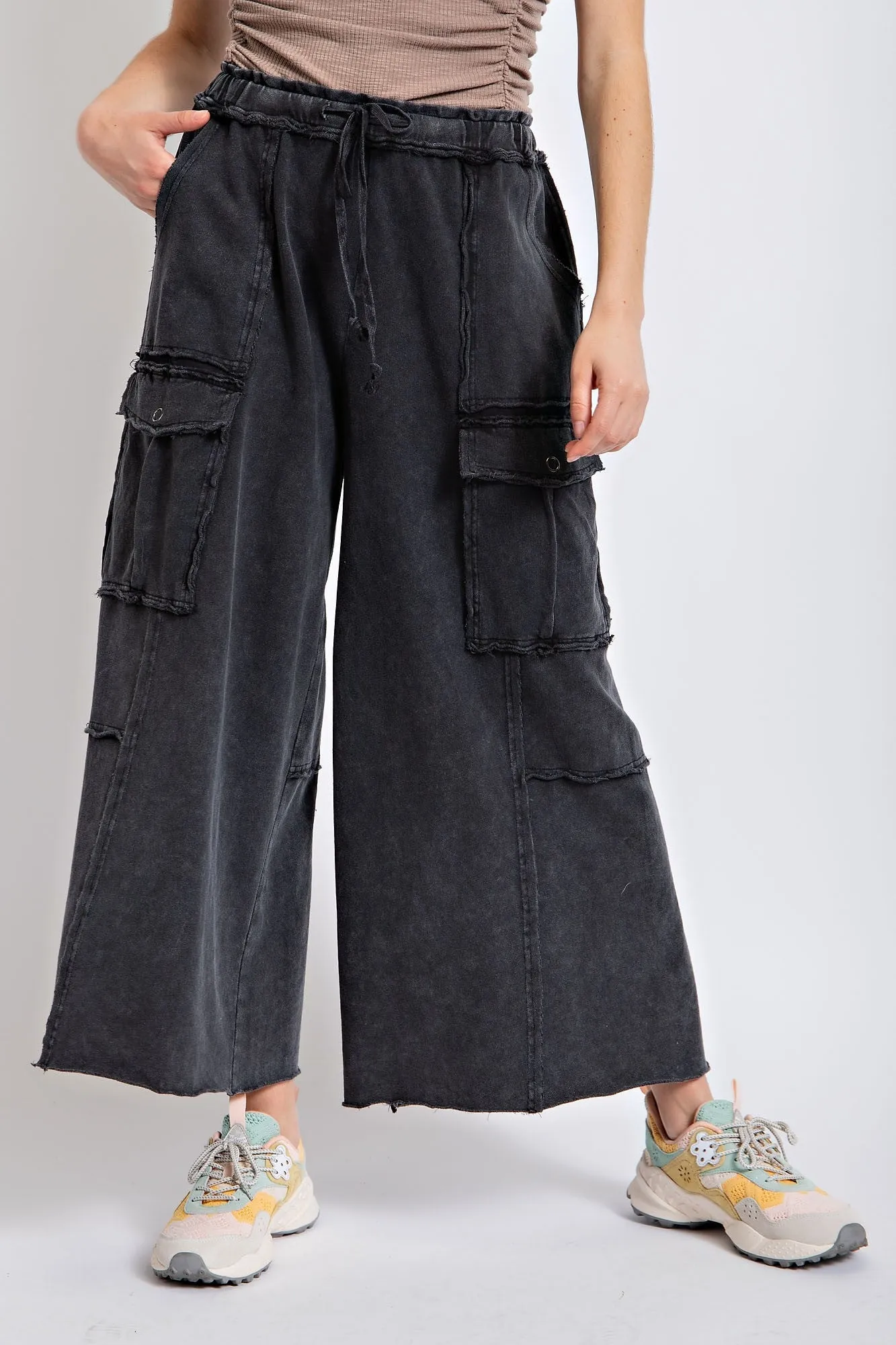 Easel Feeling Good Mineral Washed Utility Pants in Black