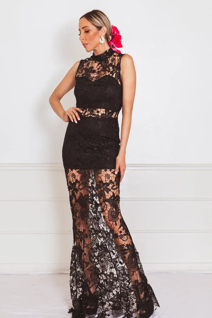 Lace Contrast Maxi Dress