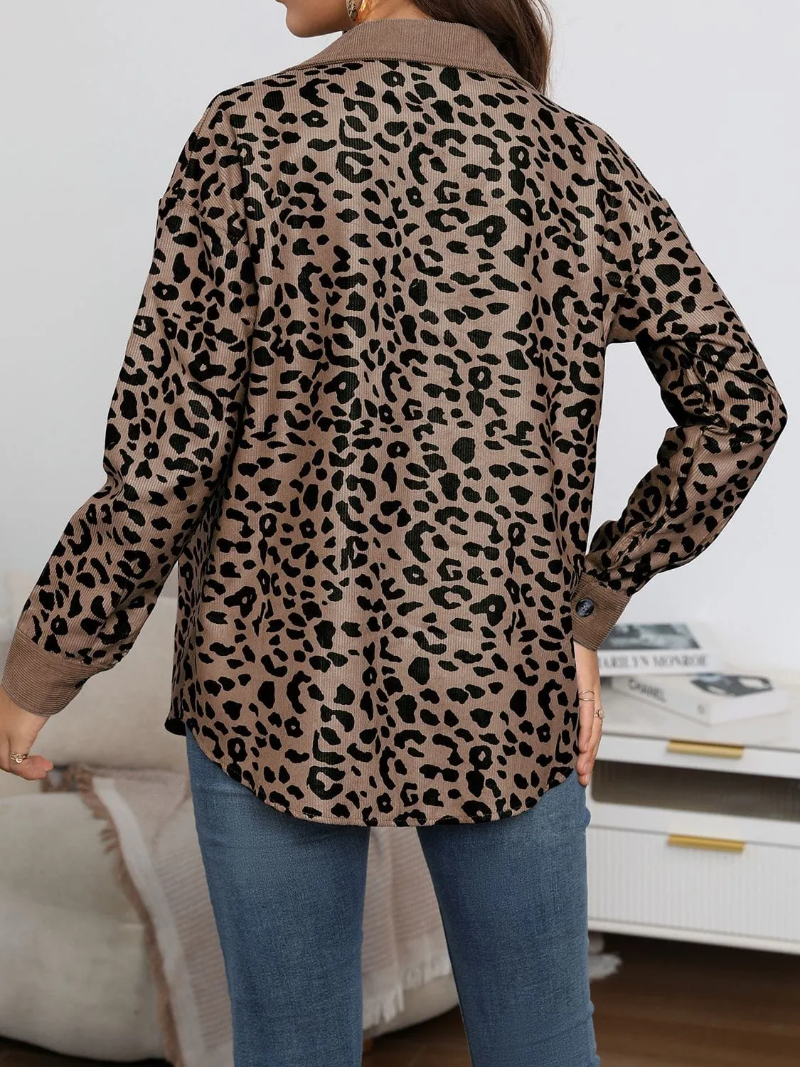 Lady's Leopard Print Buttoned Jacket