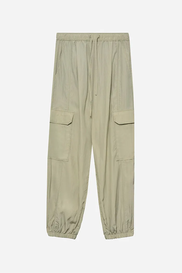 LIGHTWEIGHT CARGO PANTS SIZE XS & L