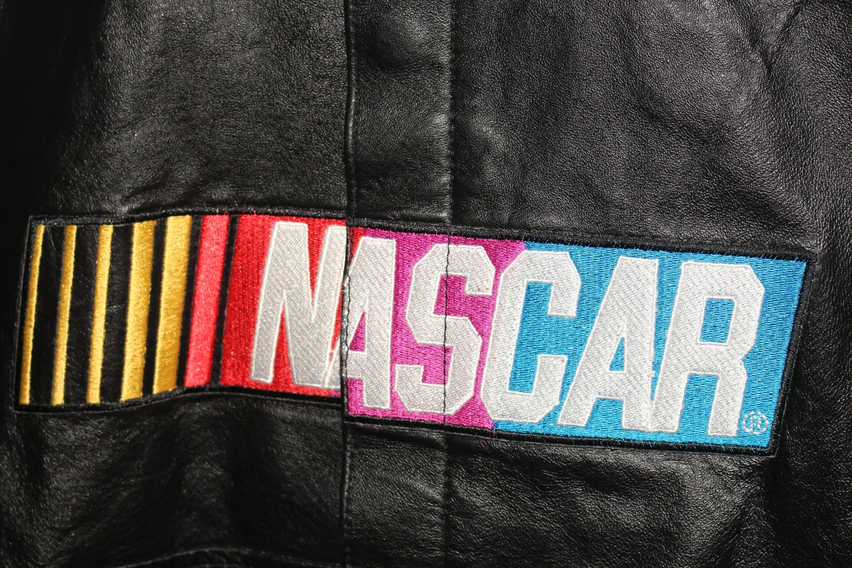 NASCAR Nextel Cup Series Chase Authentics Leather Jacket (XL)