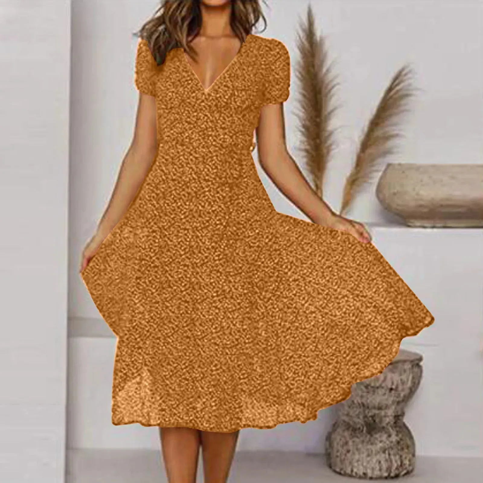 Sophisticated Chic Stylish Versatile Flattering Fashionable Trendy Midi Elegant Dress