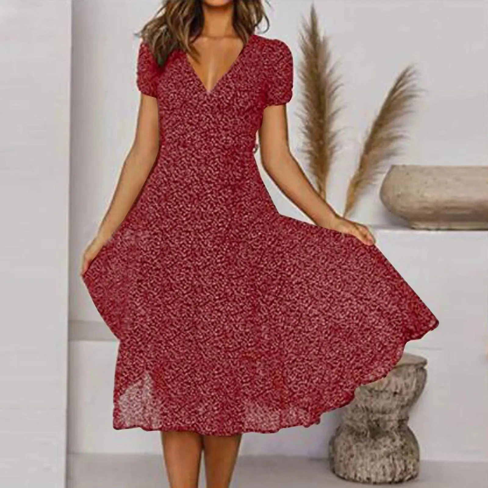 Sophisticated Chic Stylish Versatile Flattering Fashionable Trendy Midi Elegant Dress