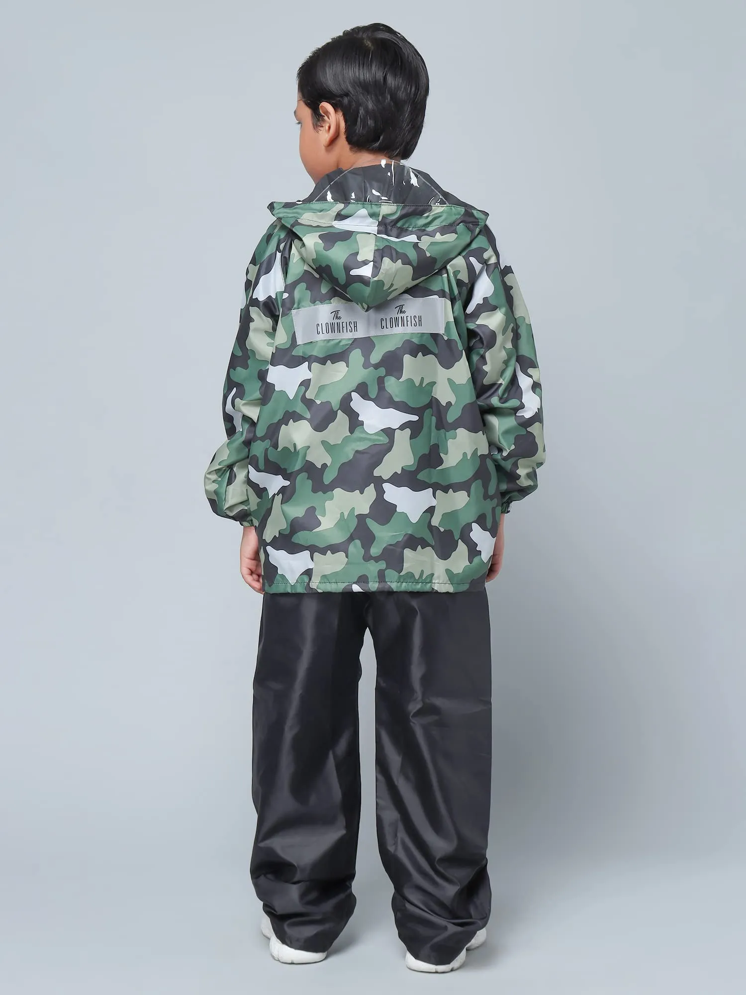 THE CLOWNFISH Comrad Series Kid's Waterproof Nylon Double Coating Reversible Standard Length Raincoat With Hood & Reflector Logo At Back, Top & Bottom Printed Plastic Pouch, 11-13 Years (Green Camo)