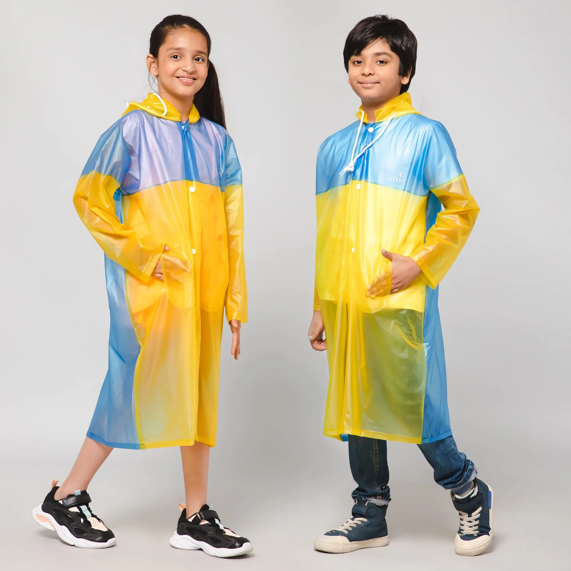 THE CLOWNFISH Puddle Jumper Series Unisex Kids Waterproof Single Layer PVC Longcoat/Raincoat with Adjustable Hood. Age-5-6 Years (Fluoroscent Blue)