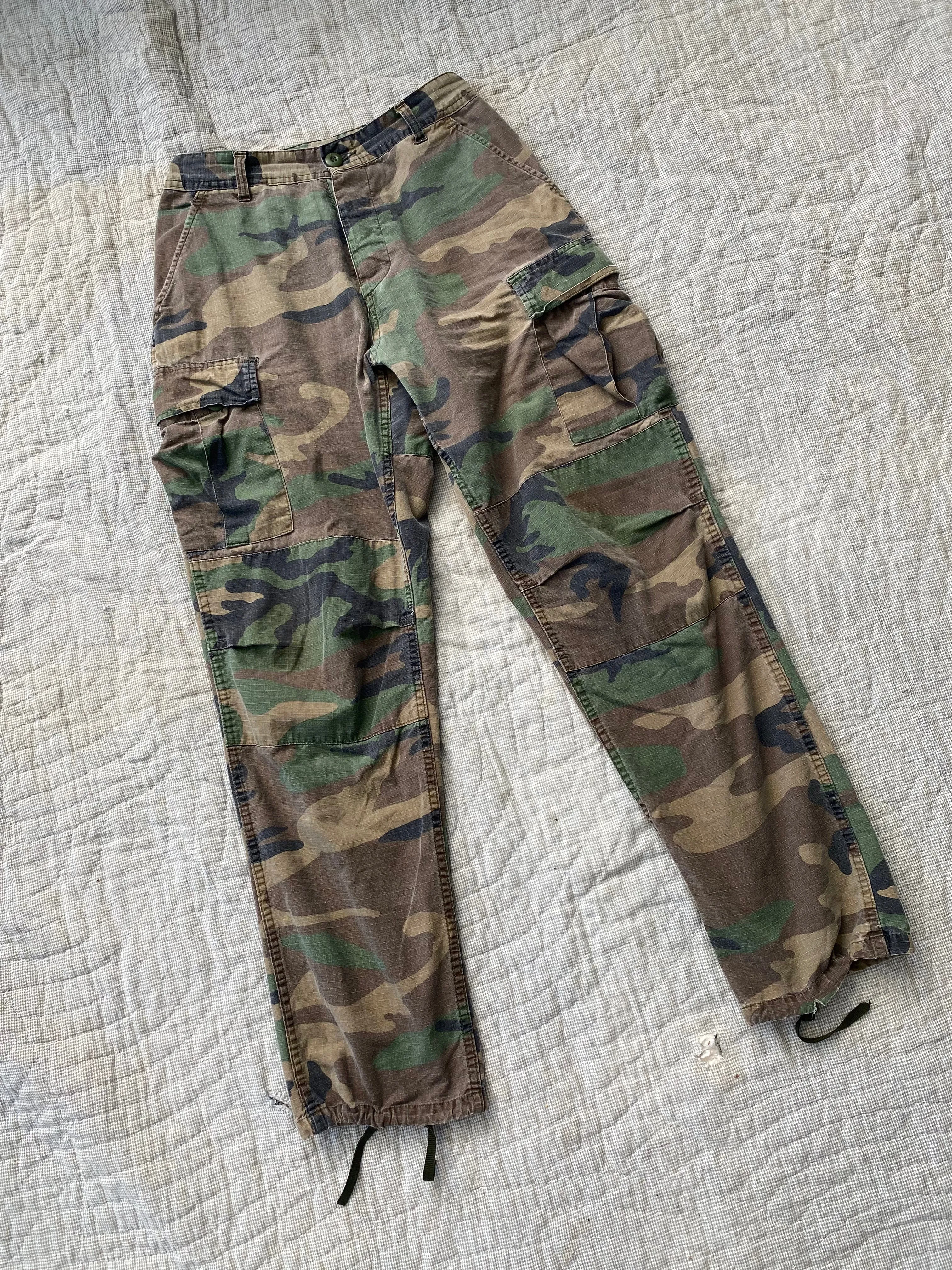 Vintage Military 100% cotton cargo slacks